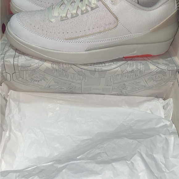 Air Jordan 2 - Picture 2 of 5